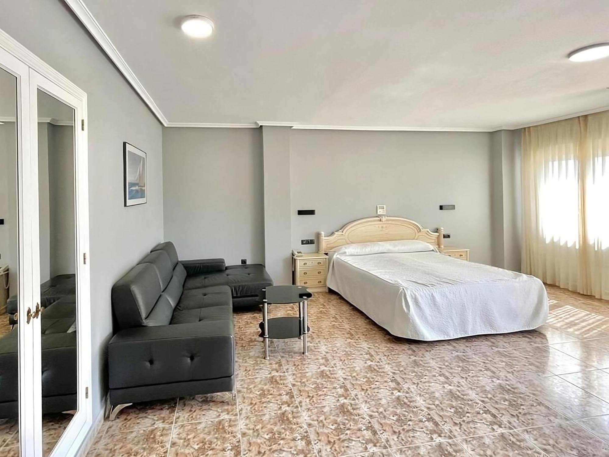 Hotel Parquemar Гвардамар-дель-Сегура Экстерьер фото